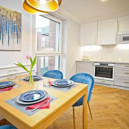 Elegant Oldtown Marina * Danzica